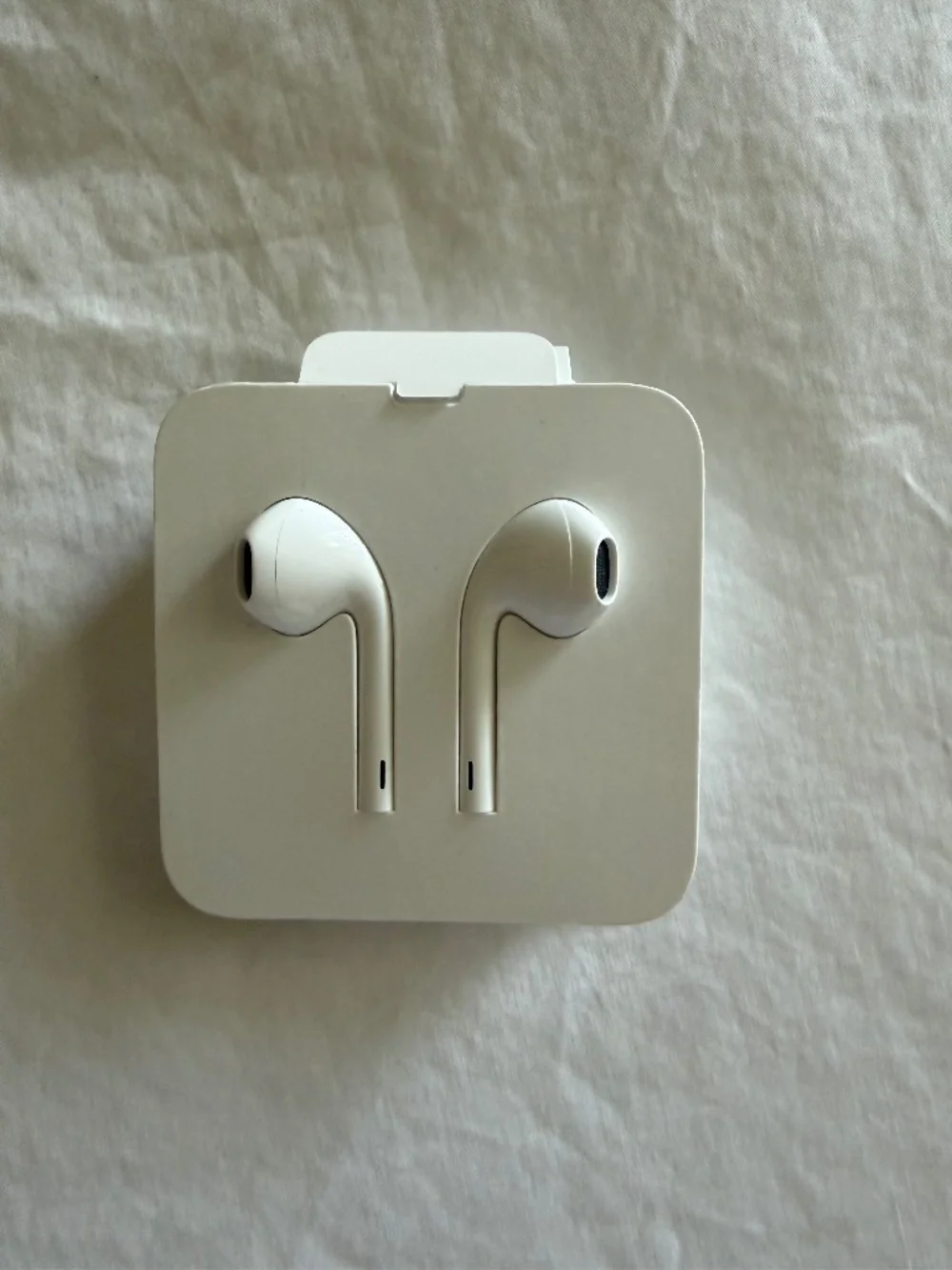 NEW Apple EarPods with Lightning Connection New  Wired Headphones  $20 Retail
